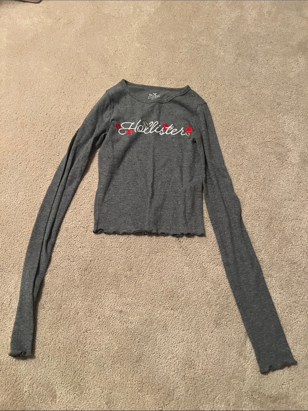 Hollister Gray Long-Sleeve Cropped Logo Top with Red Rose Embroidery